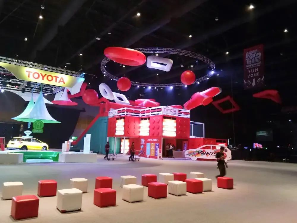 งานพองลมออกแบบพิเศษ ผลงานติดตั้งจริงโดย BalloonWork 8