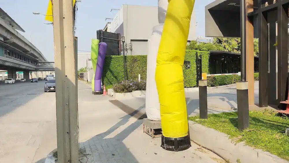 ท่อผ้าสกายทูป สีพื้นและพิมพ์ลาย ผลงานติดตั้งจริงโดย BalloonWork 1